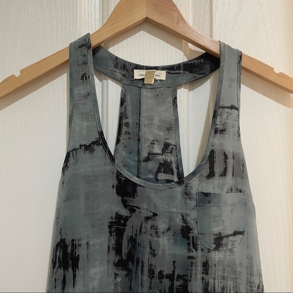 Uo Silence + Noise Tunic Tank Top Green Black Abstract Size XS Summer blouse - Picture 4 of 7